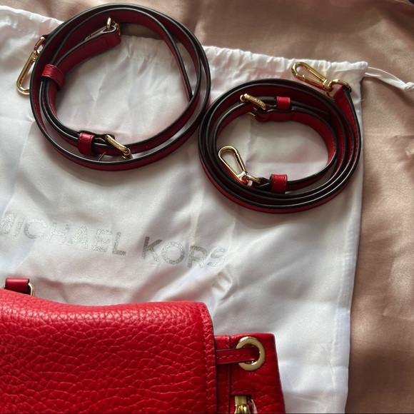 Michael Kors Viv mini convertible backpack - Picture 6 of 9